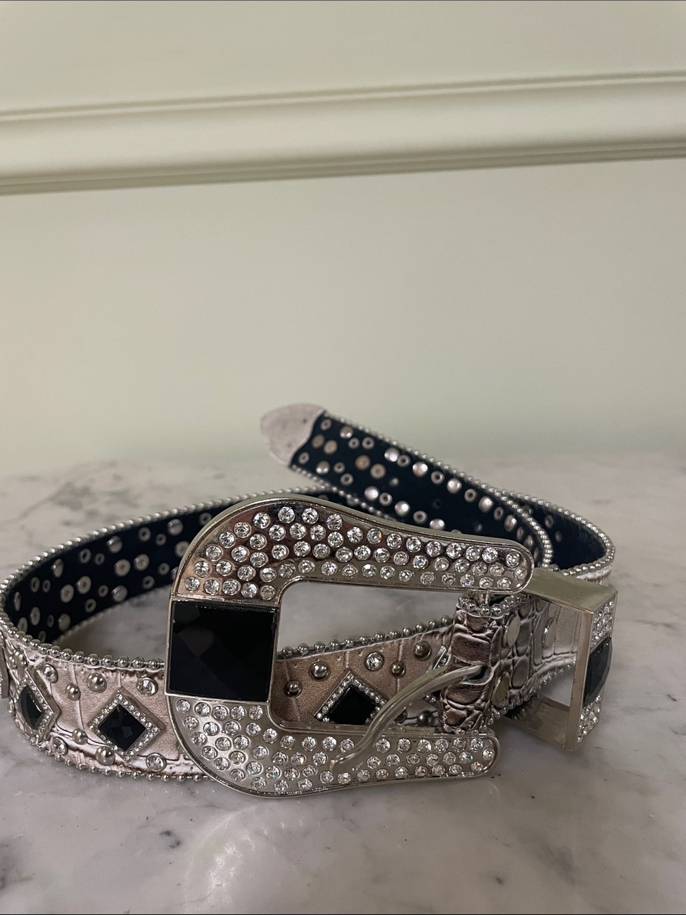 Nocona Women’s Western Style Jeweled Belt